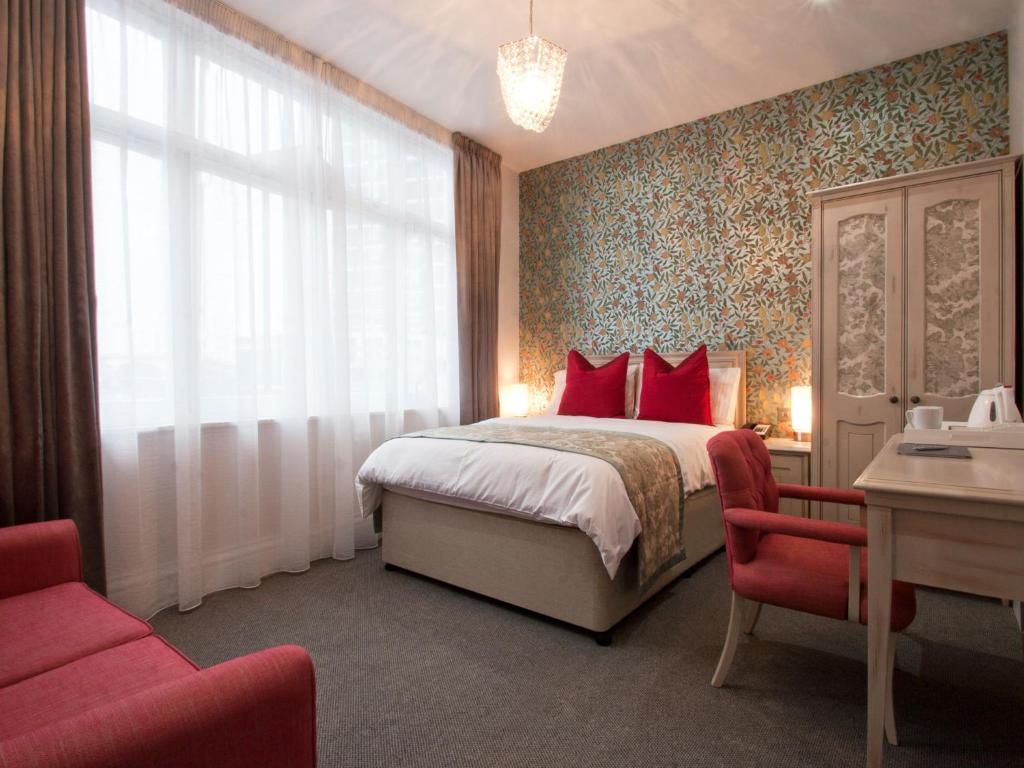 Triple Room,66938410:JPEG